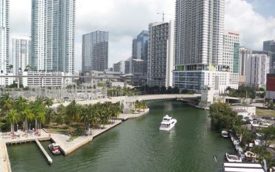 Boating in Aventura Miami