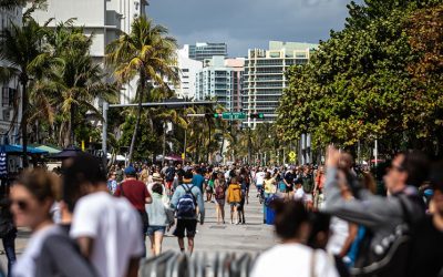 Miami Beach City Manager Offers Preliminary Recovery Plan to Reopen Restaurants