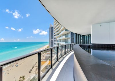 luxury real estate in Miami is booming