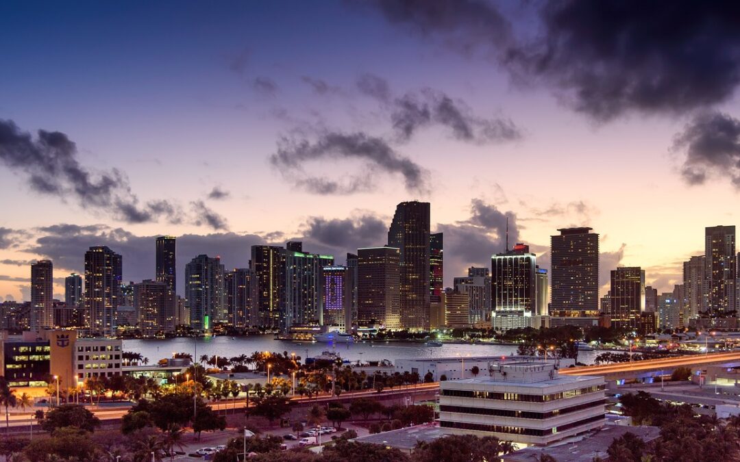 Exploring the Top Reasons Why Investors are Flocking to Miami Real Estate